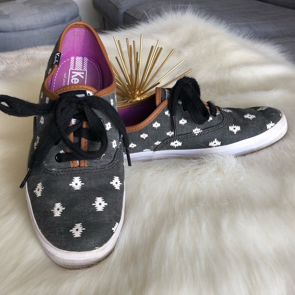 Keds Southwest Pattern Sneakers Size 6
